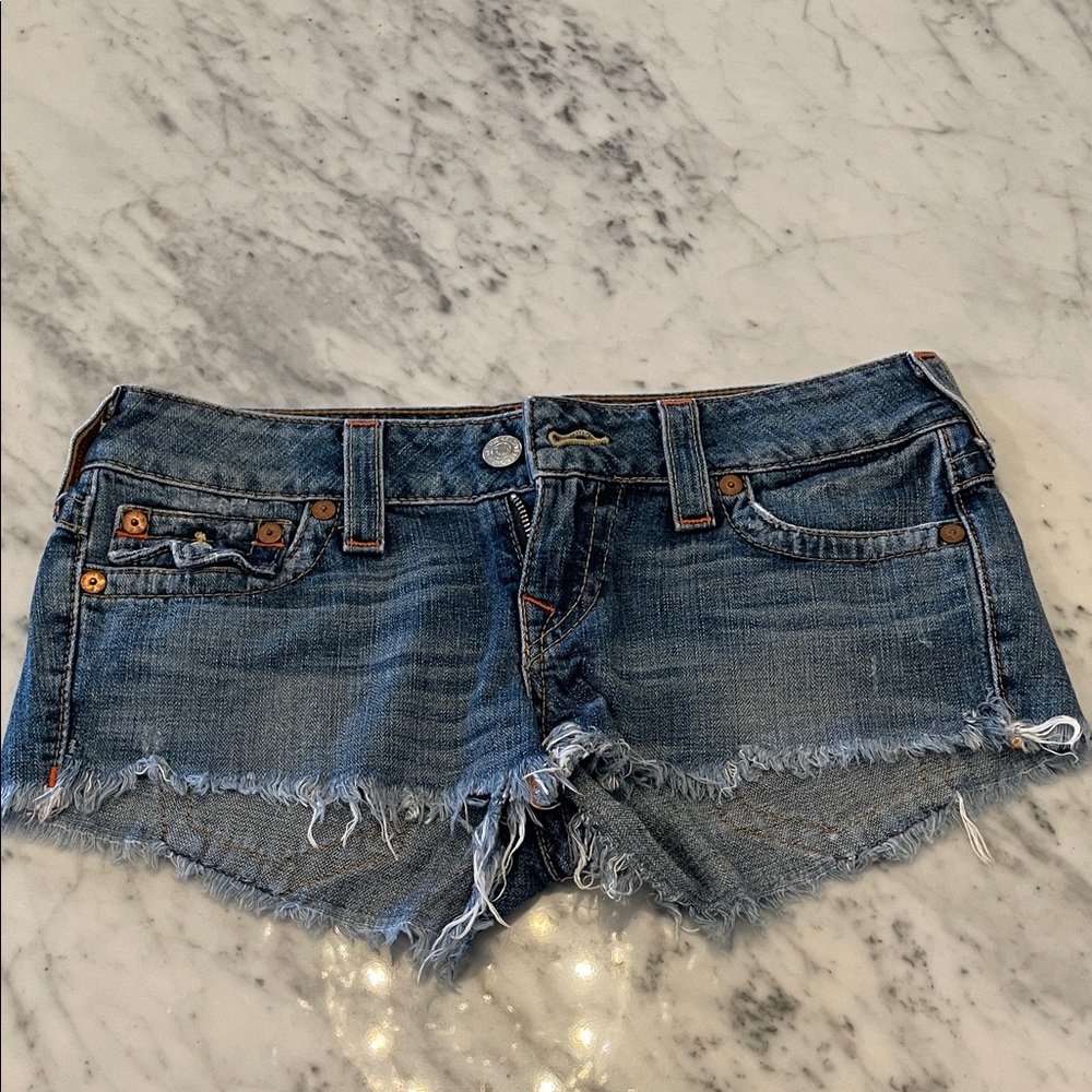 True Religion low rise jean shorts 
Size: 28